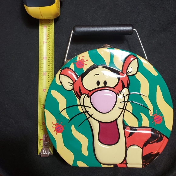 Disney - Tigger items - Decor - Collectibles - Picture 3 of 8